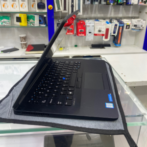 Dell Latitude 7470 - Bussiness Version Laptop - Image 3